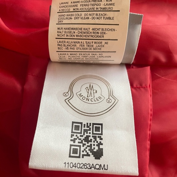Women’s Red Moncler Down Puffer Jacket with Real Rabbit Fur lined hood Size 3 - Picture 13 of 13